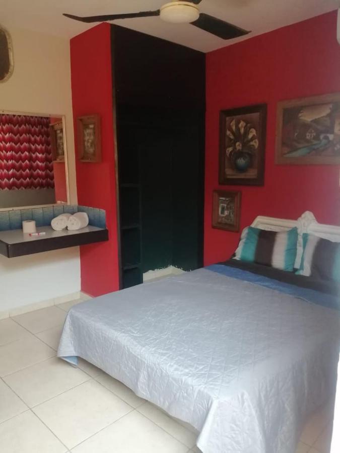 Hotel Puerto Viejo Масатлан Экстерьер фото